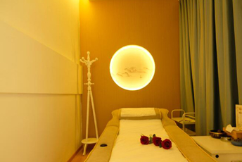 武汉江汉日式指压的寂静美学：在按压中听见雪落的声音